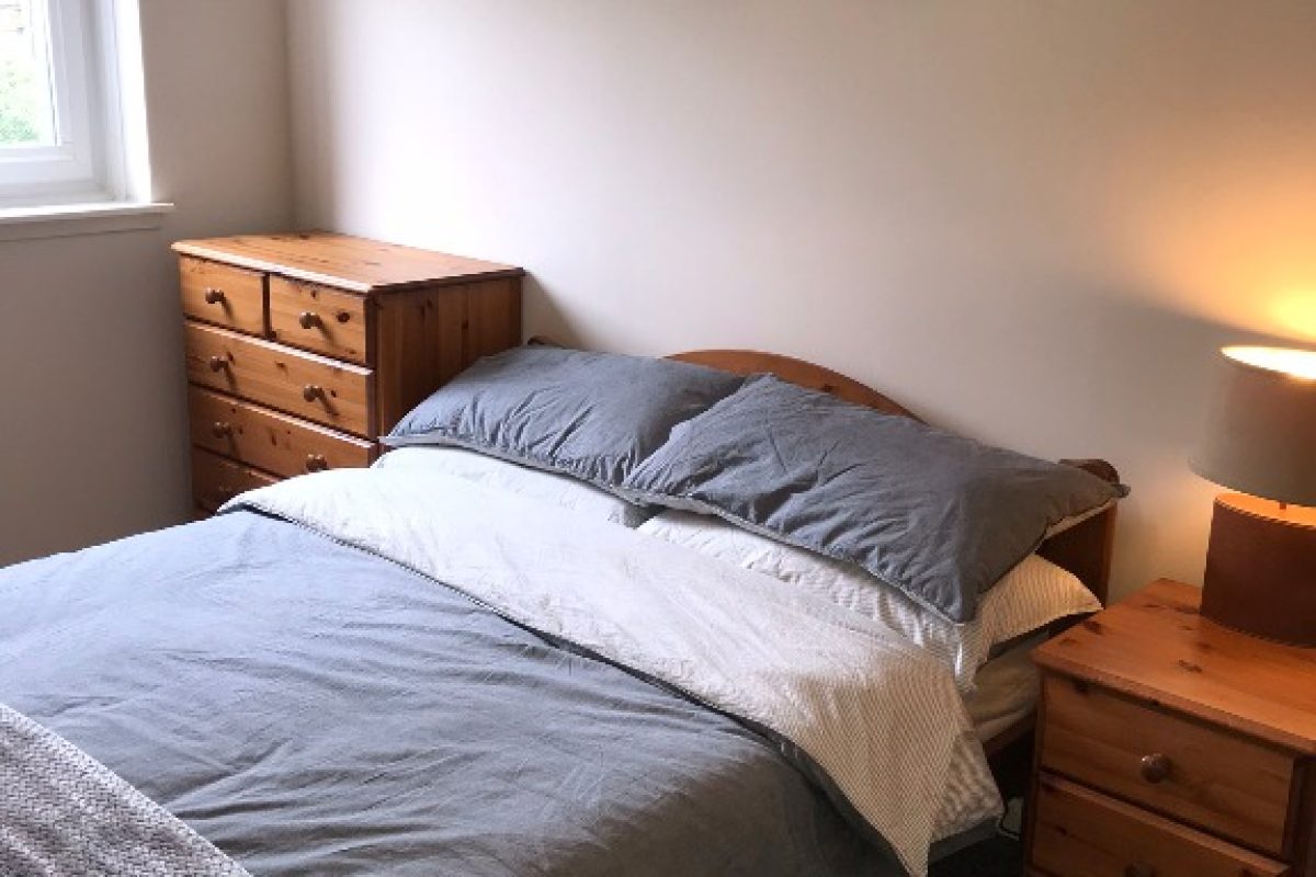 04 bedroom