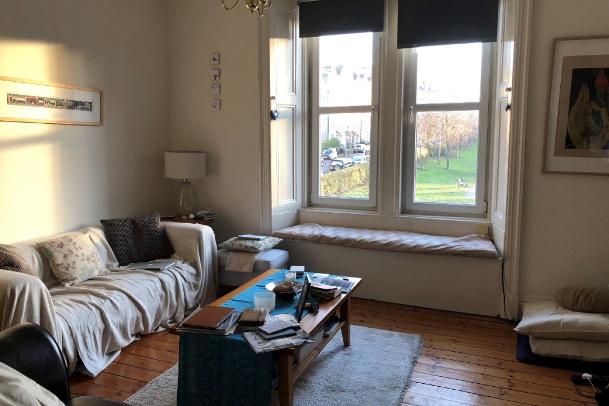1 Living 20 Room 202