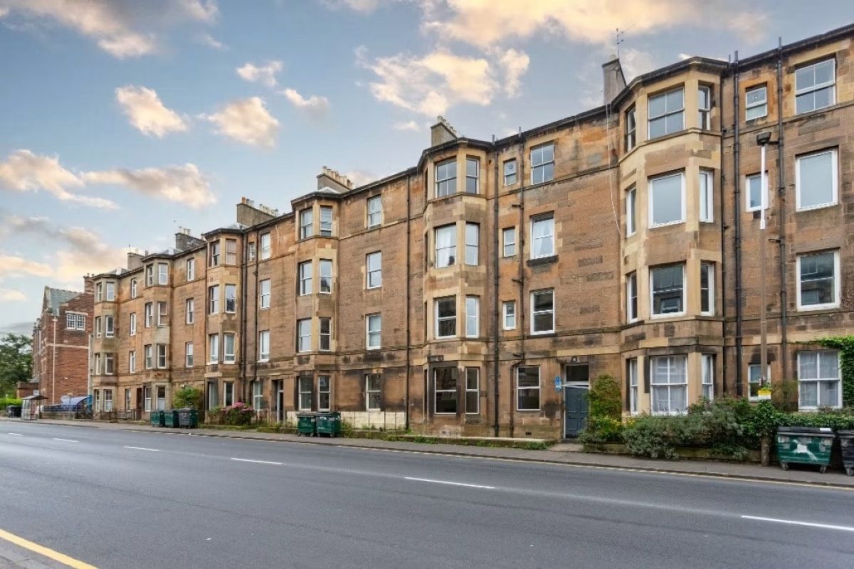 12 f2 Dalkeith Road0116310409004259 117401658783835 1784206825 5399
