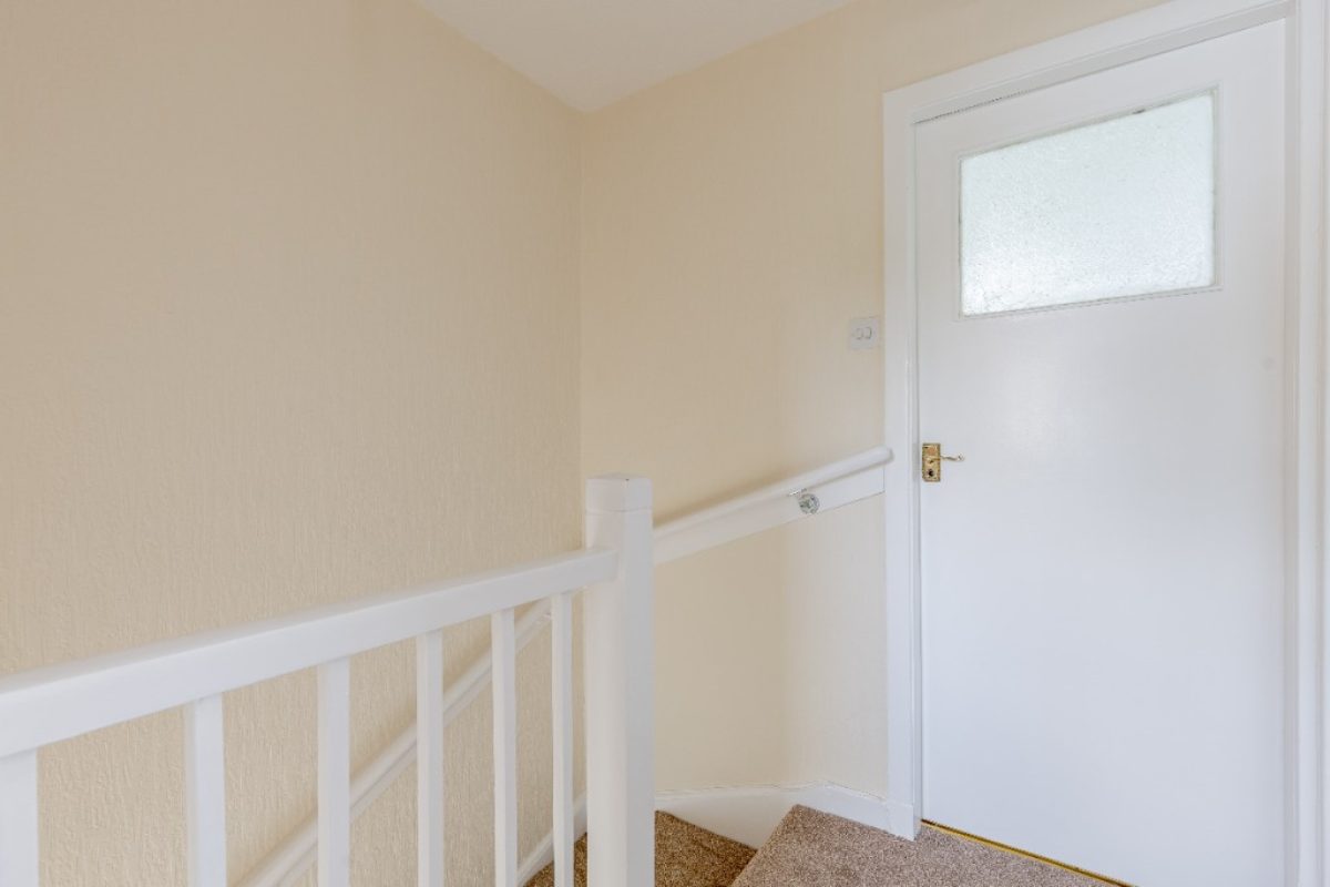 78991 Oxgangs Rd N 015 1780067210 8812