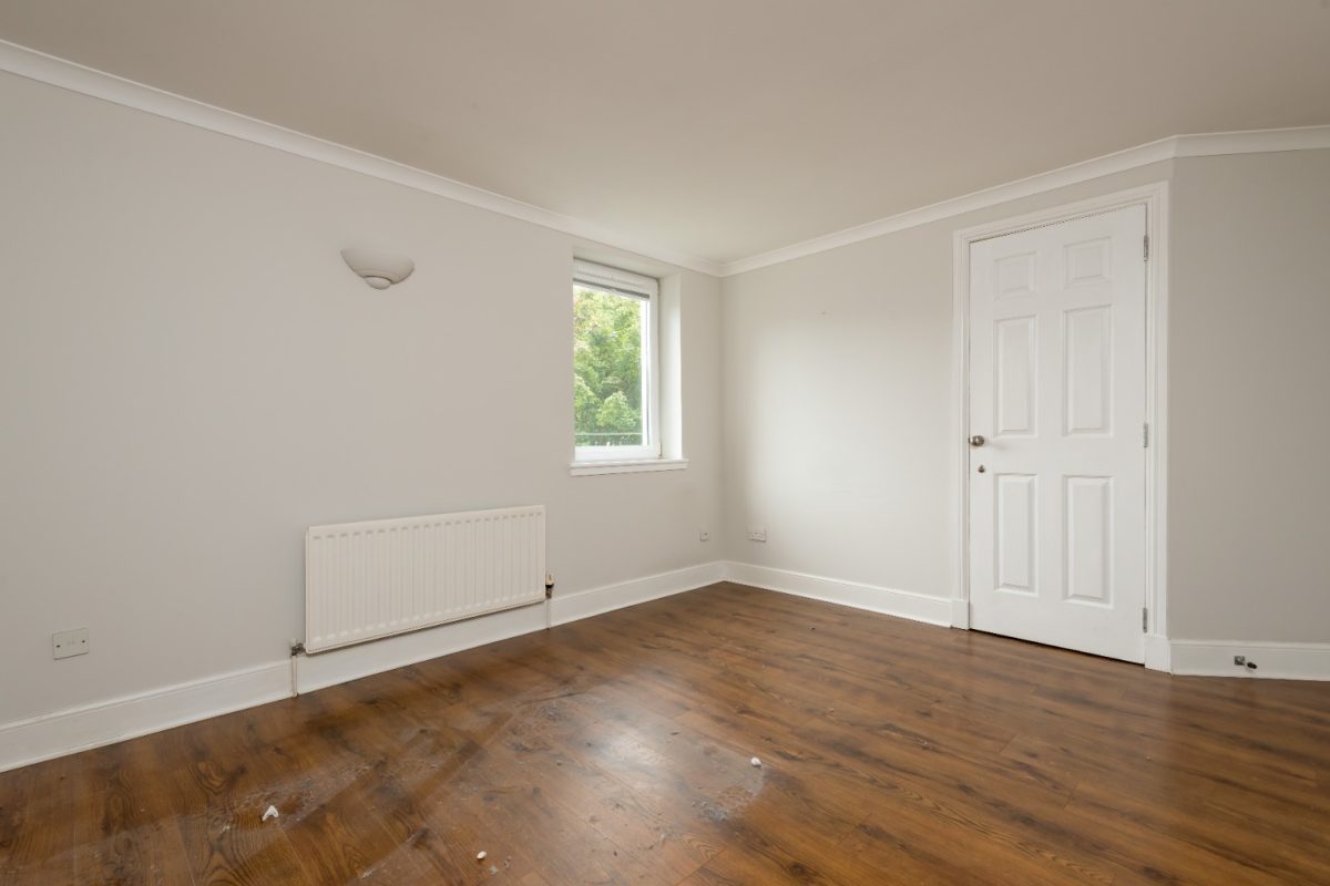 80423 Ann Terrace 010 1787843120 8989