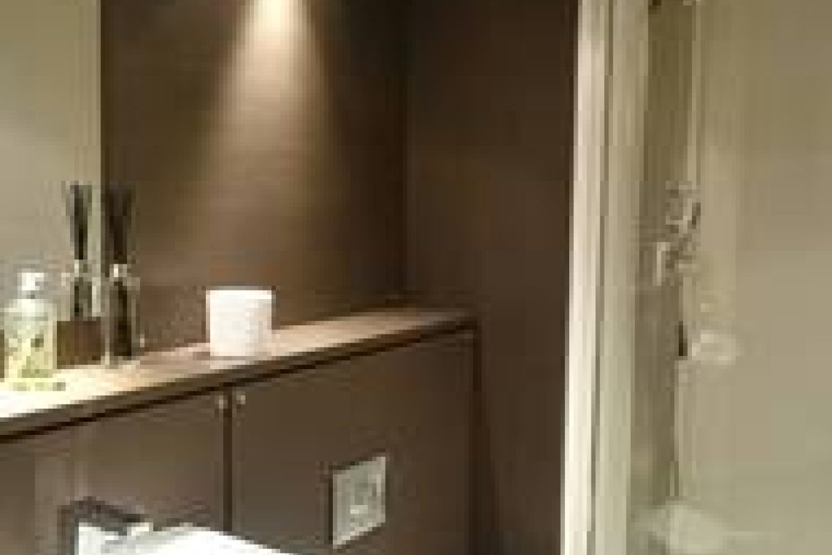 9 Bathroom