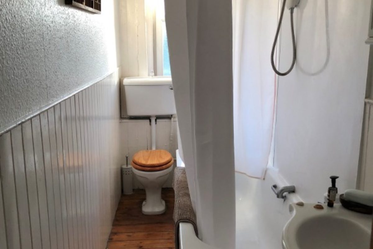 Bathroom 202