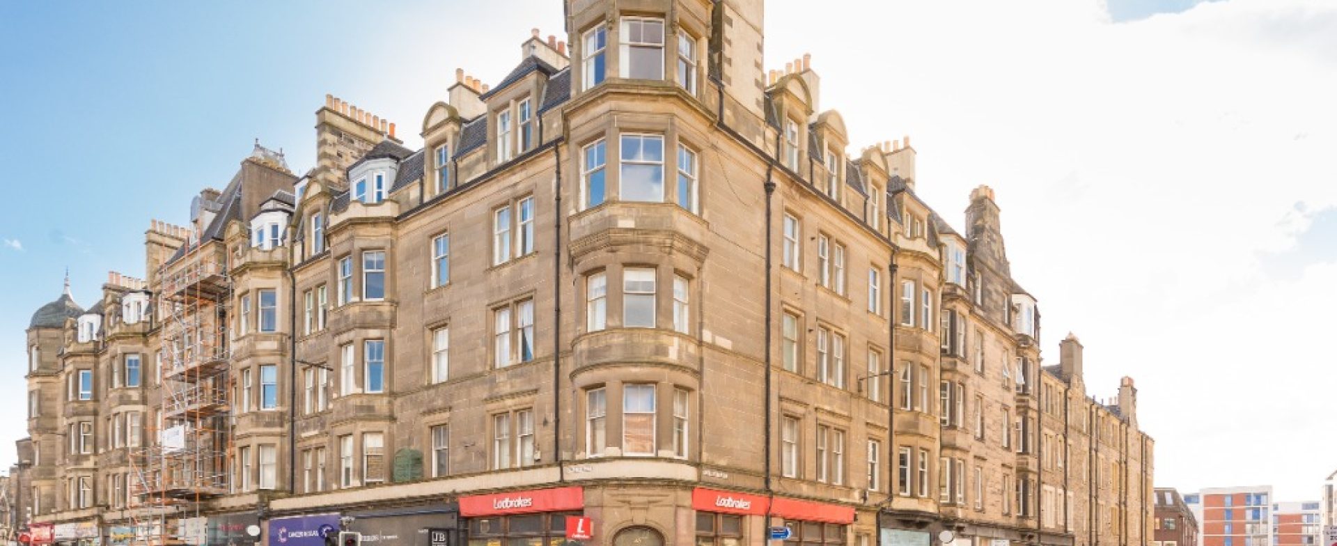 76130 Lochrin Plc 001 1757423711 6125